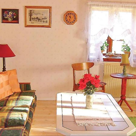Nice Home In Malmkoeping With Kitchen Malmkoping Eksteriør bilde
